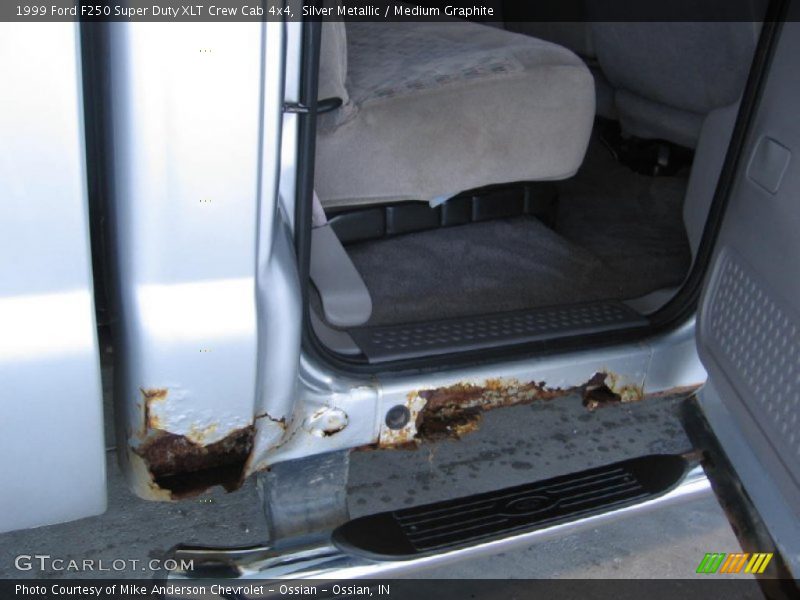 Silver Metallic / Medium Graphite 1999 Ford F250 Super Duty XLT Crew Cab 4x4