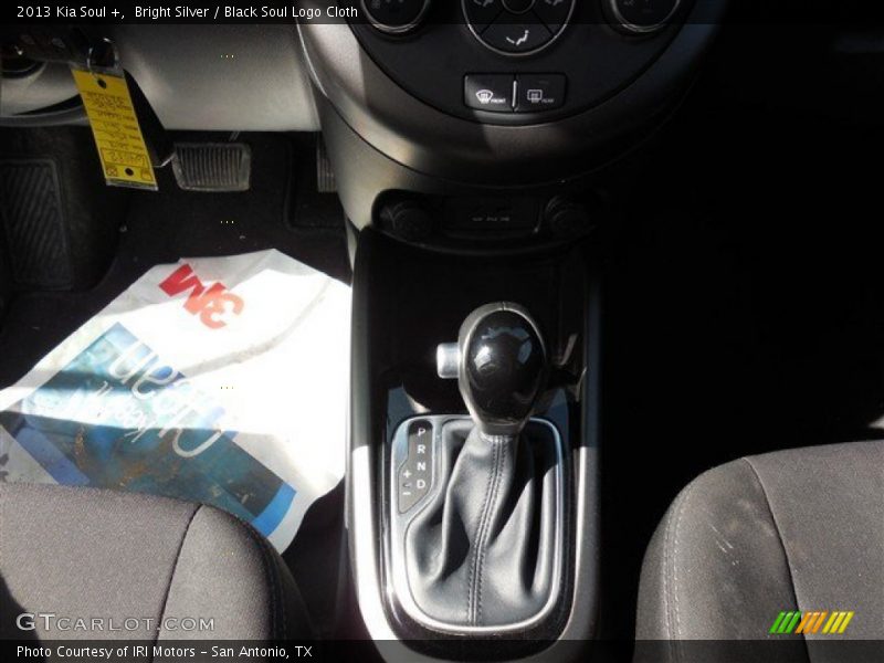 Bright Silver / Black Soul Logo Cloth 2013 Kia Soul +