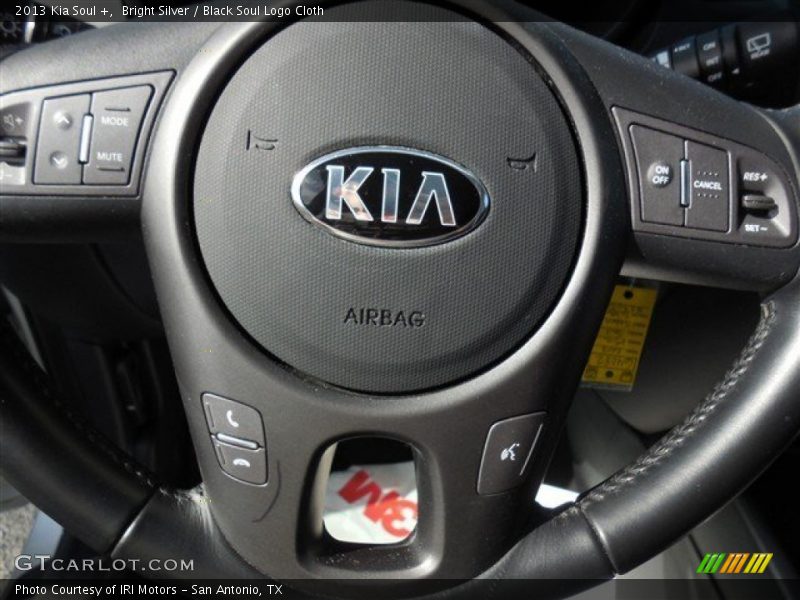 Bright Silver / Black Soul Logo Cloth 2013 Kia Soul +