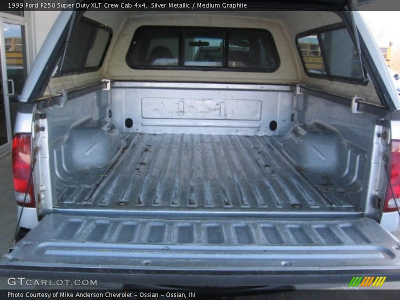 Silver Metallic / Medium Graphite 1999 Ford F250 Super Duty XLT Crew Cab 4x4