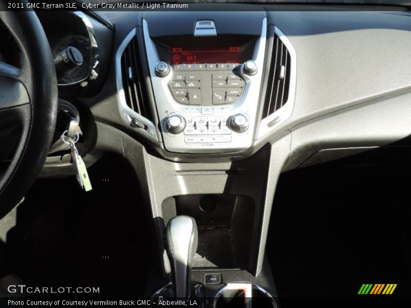 Cyber Gray Metallic / Light Titanium 2011 GMC Terrain SLE