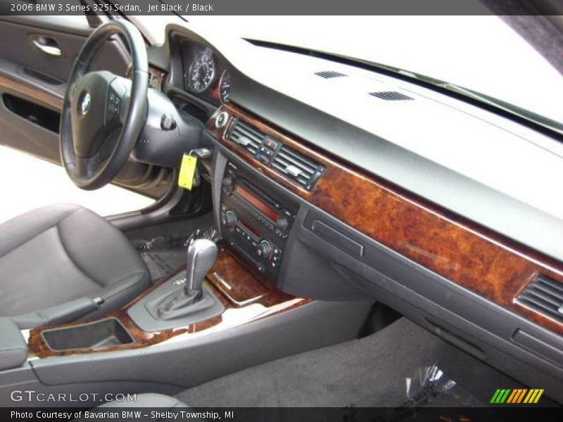 Jet Black / Black 2006 BMW 3 Series 325i Sedan