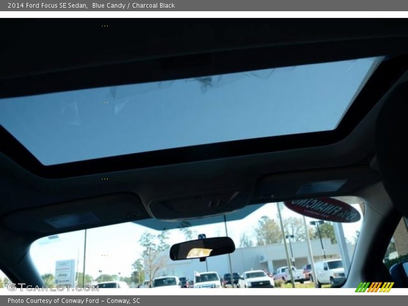 Blue Candy / Charcoal Black 2014 Ford Focus SE Sedan