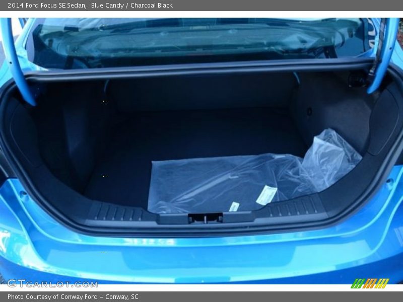 Blue Candy / Charcoal Black 2014 Ford Focus SE Sedan