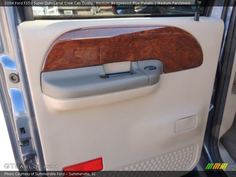 Medium Wedgewood Blue Metallic / Medium Parchment 2004 Ford F350 Super Duty Lariat Crew Cab Dually