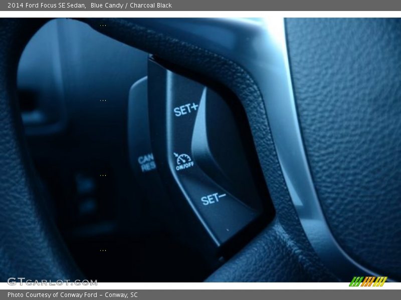 Blue Candy / Charcoal Black 2014 Ford Focus SE Sedan