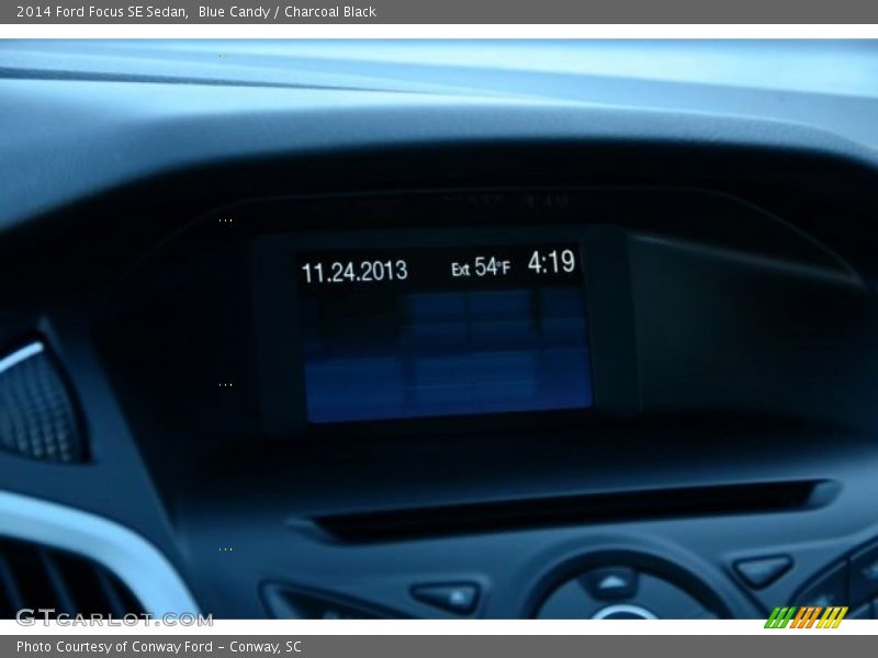 Blue Candy / Charcoal Black 2014 Ford Focus SE Sedan