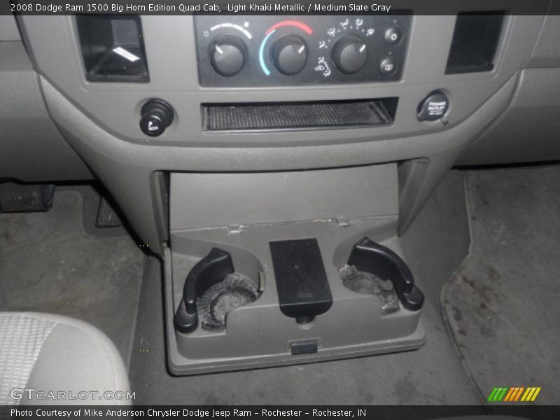 Light Khaki Metallic / Medium Slate Gray 2008 Dodge Ram 1500 Big Horn Edition Quad Cab