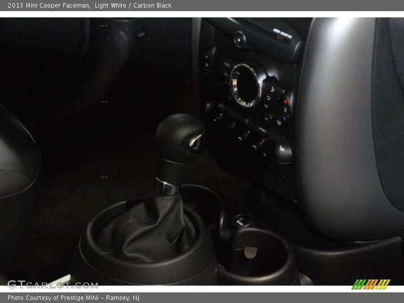 Light White / Carbon Black 2013 Mini Cooper Paceman