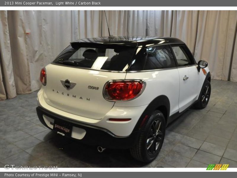 Light White / Carbon Black 2013 Mini Cooper Paceman