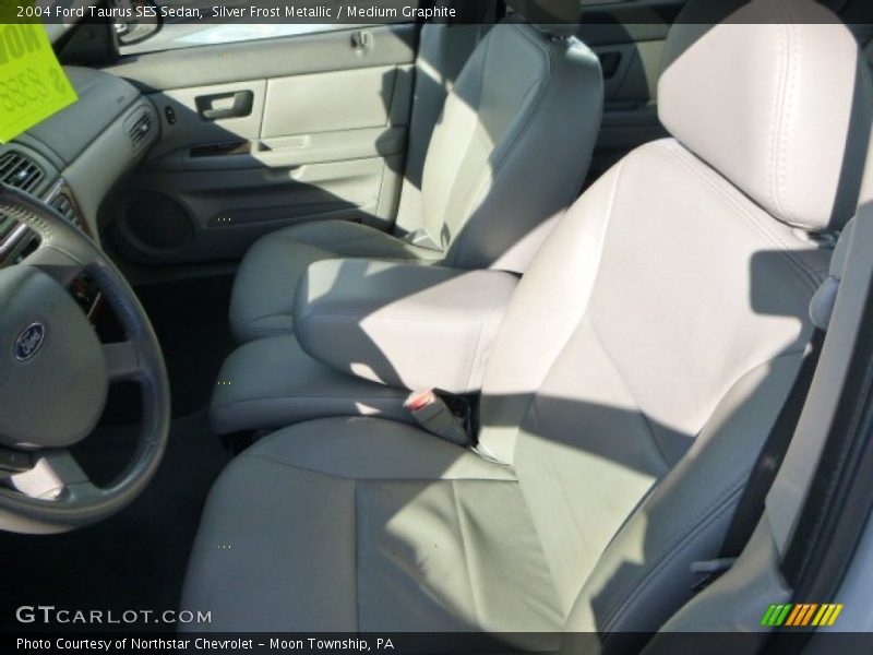 Silver Frost Metallic / Medium Graphite 2004 Ford Taurus SES Sedan
