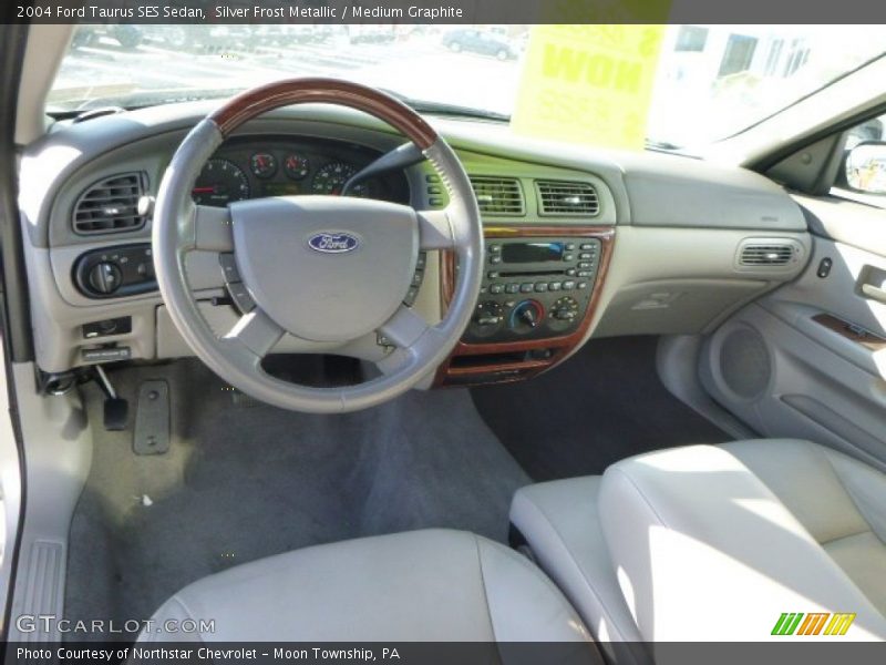 Silver Frost Metallic / Medium Graphite 2004 Ford Taurus SES Sedan