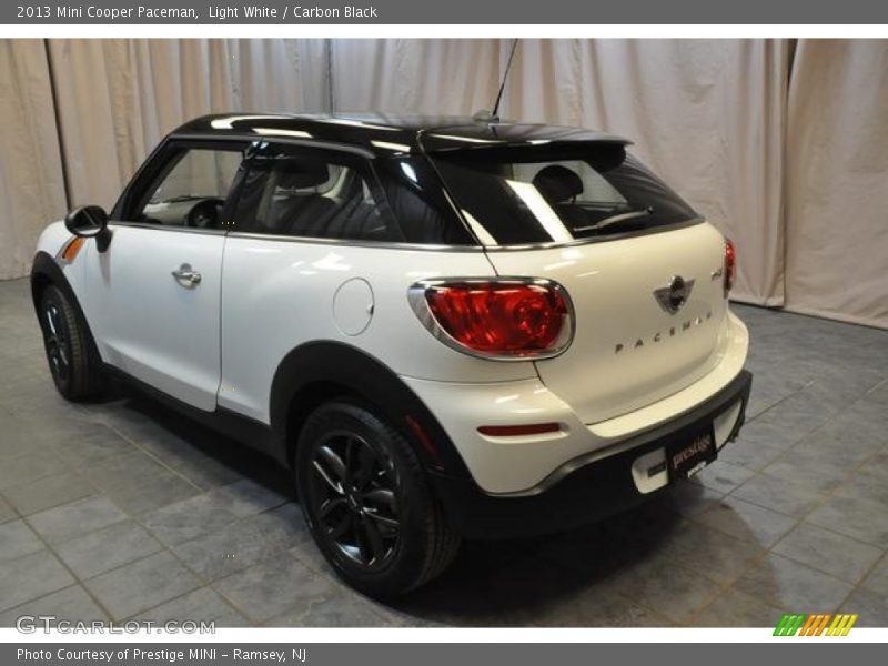 Light White / Carbon Black 2013 Mini Cooper Paceman