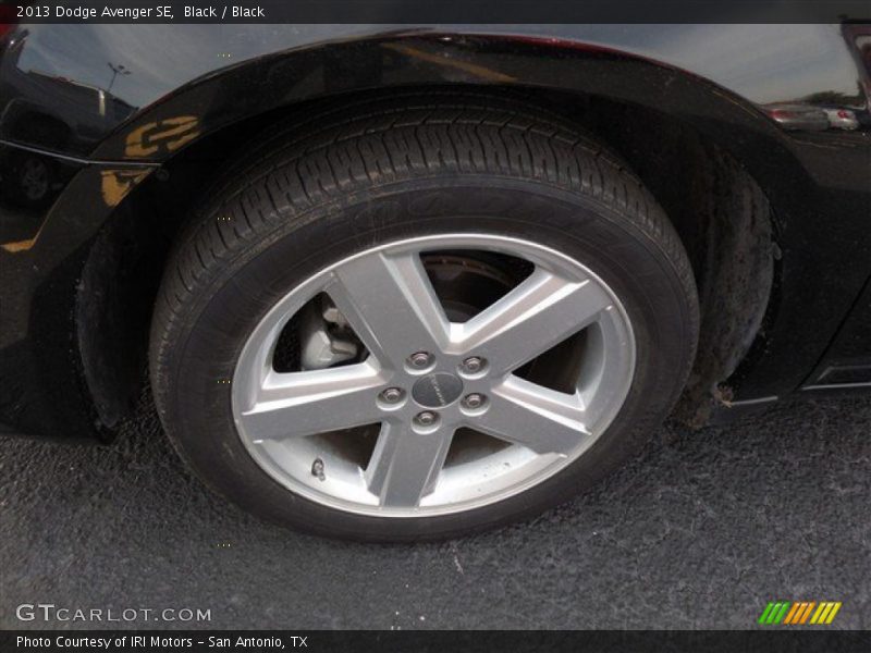 Black / Black 2013 Dodge Avenger SE