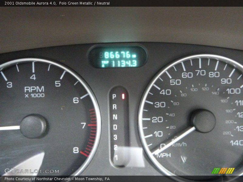 Polo Green Metallic / Neutral 2001 Oldsmobile Aurora 4.0