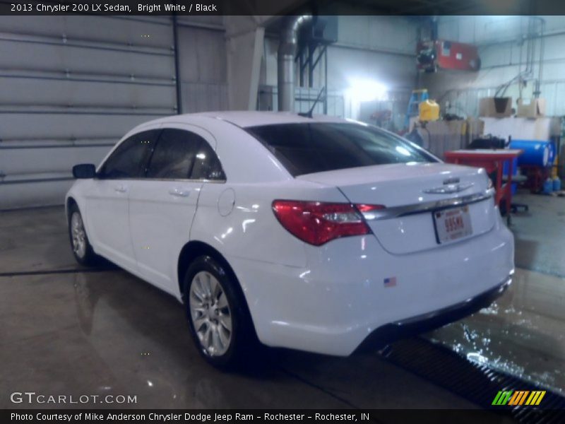 Bright White / Black 2013 Chrysler 200 LX Sedan
