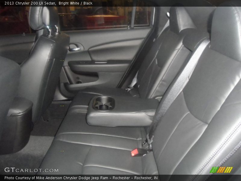 Bright White / Black 2013 Chrysler 200 LX Sedan