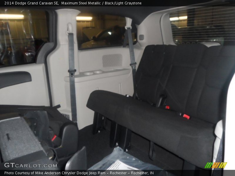 Maximum Steel Metallic / Black/Light Graystone 2014 Dodge Grand Caravan SE