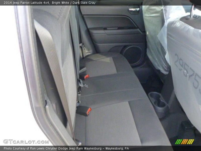 Bright White / Dark Slate Gray 2014 Jeep Patriot Latitude 4x4