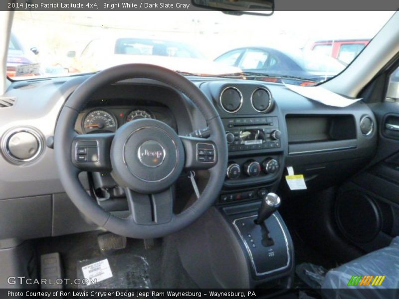 Bright White / Dark Slate Gray 2014 Jeep Patriot Latitude 4x4