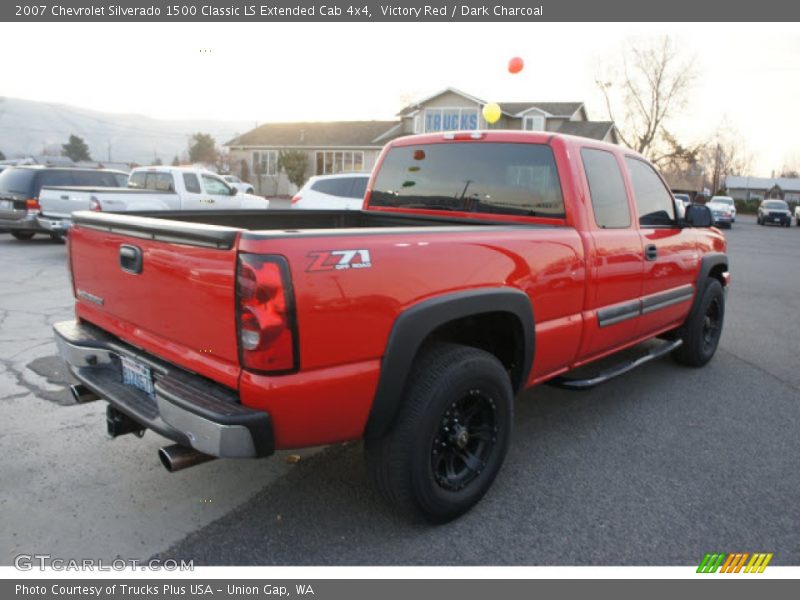 Victory Red / Dark Charcoal 2007 Chevrolet Silverado 1500 Classic LS Extended Cab 4x4