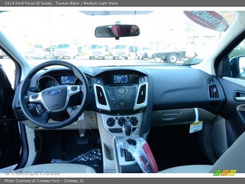 Tuxedo Black / Medium Light Stone 2014 Ford Focus SE Sedan