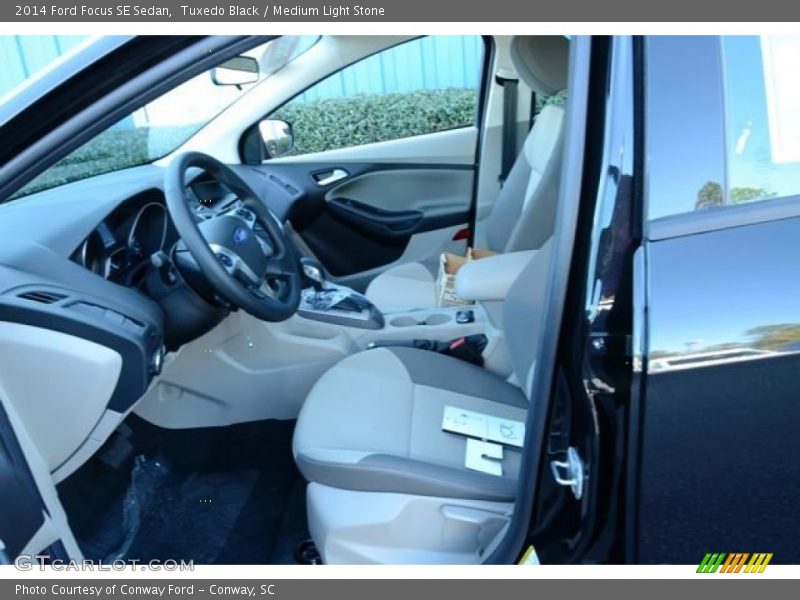 Tuxedo Black / Medium Light Stone 2014 Ford Focus SE Sedan