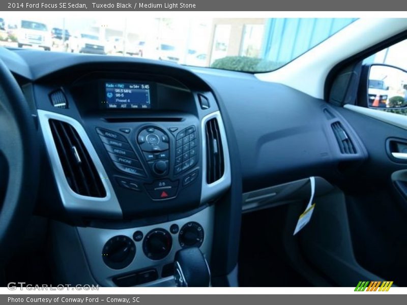 Tuxedo Black / Medium Light Stone 2014 Ford Focus SE Sedan
