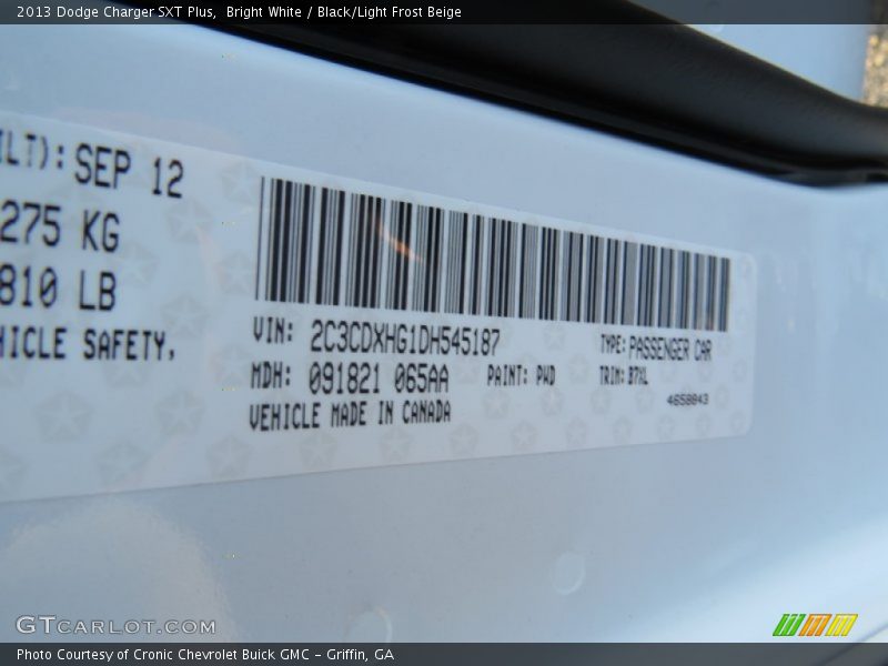 Bright White / Black/Light Frost Beige 2013 Dodge Charger SXT Plus