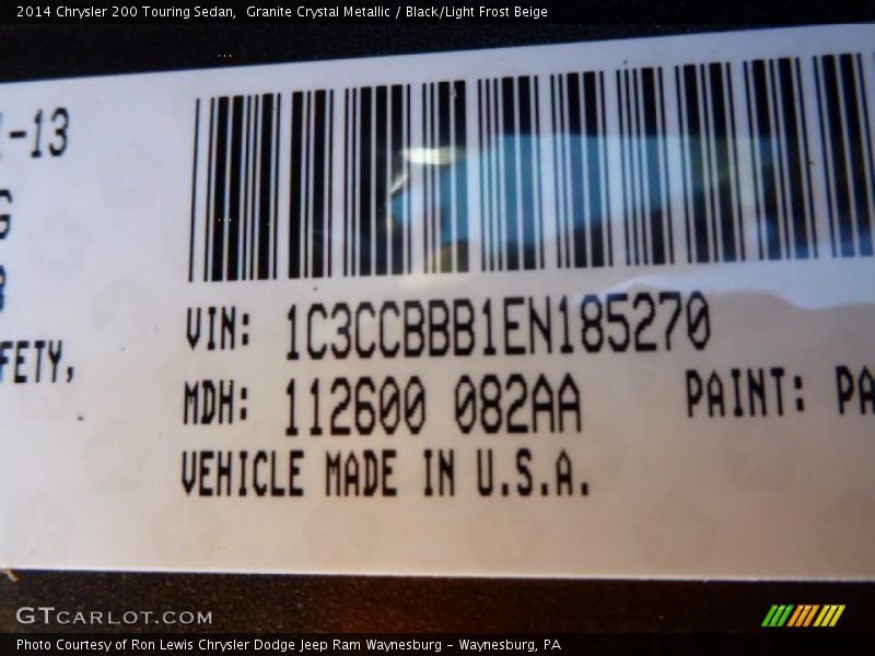 Granite Crystal Metallic / Black/Light Frost Beige 2014 Chrysler 200 Touring Sedan
