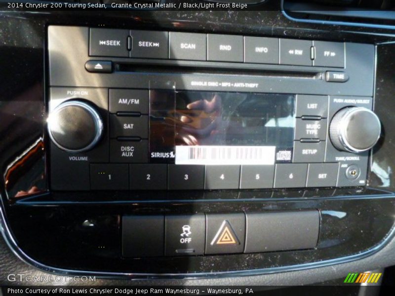 Granite Crystal Metallic / Black/Light Frost Beige 2014 Chrysler 200 Touring Sedan