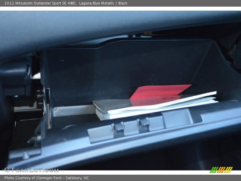 Laguna Blue Metallic / Black 2011 Mitsubishi Outlander Sport SE 4WD