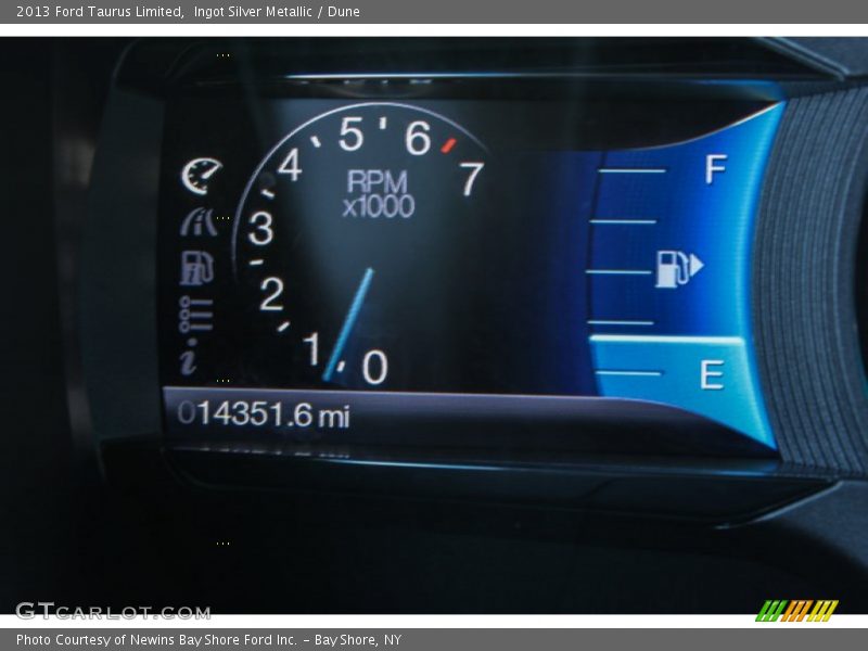 Ingot Silver Metallic / Dune 2013 Ford Taurus Limited