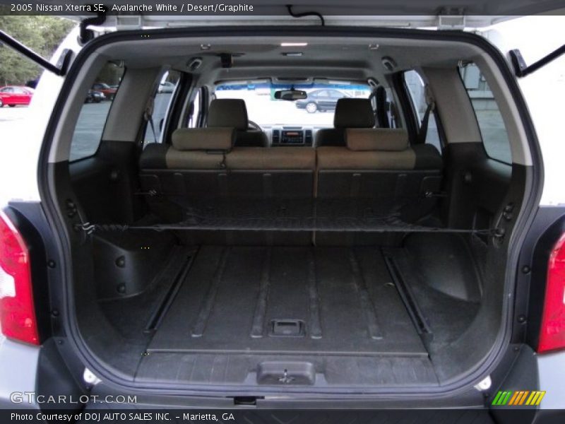 Avalanche White / Desert/Graphite 2005 Nissan Xterra SE