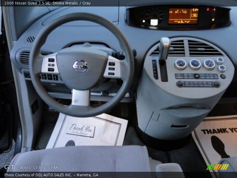 Dashboard of 2006 Quest 3.5 SE