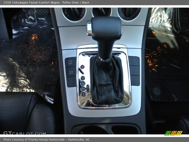 Reflex Silver / Black 2008 Volkswagen Passat Komfort Wagon