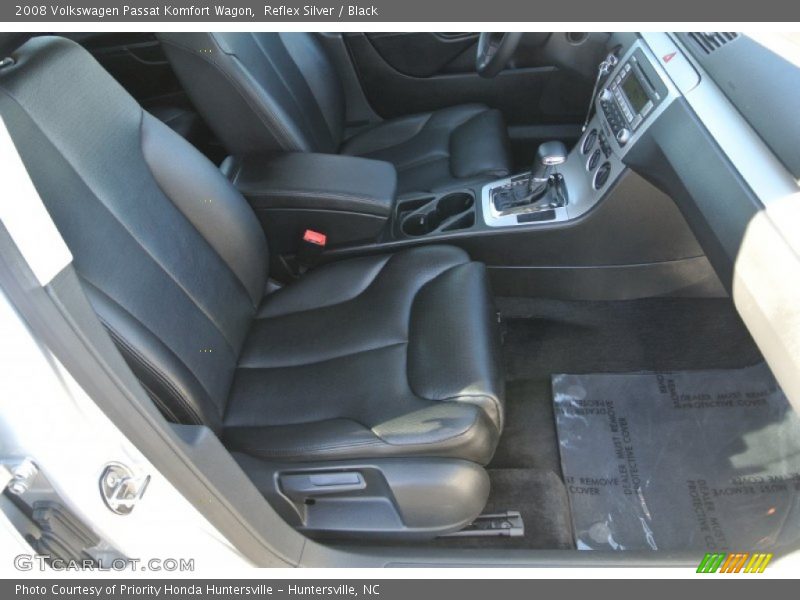 Reflex Silver / Black 2008 Volkswagen Passat Komfort Wagon