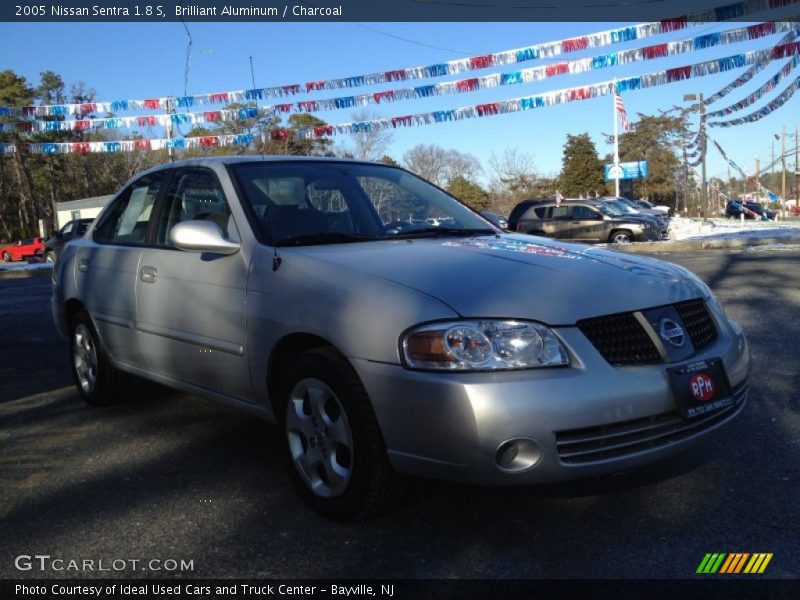 Brilliant Aluminum / Charcoal 2005 Nissan Sentra 1.8 S
