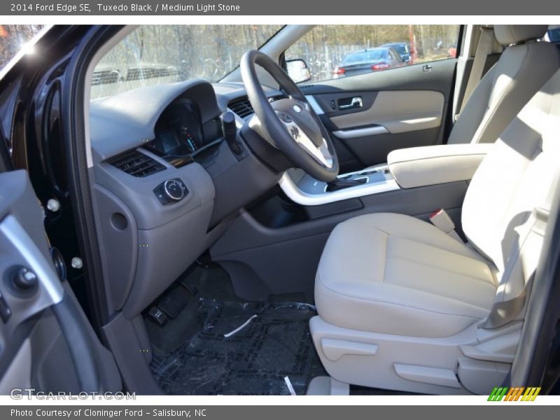 Front Seat of 2014 Edge SE