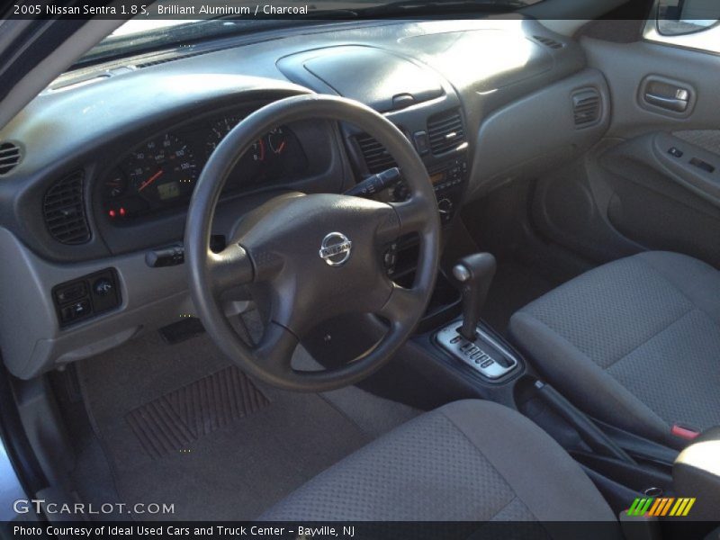 Brilliant Aluminum / Charcoal 2005 Nissan Sentra 1.8 S