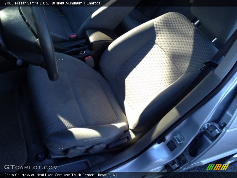 Brilliant Aluminum / Charcoal 2005 Nissan Sentra 1.8 S