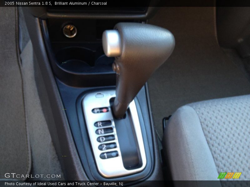 Brilliant Aluminum / Charcoal 2005 Nissan Sentra 1.8 S