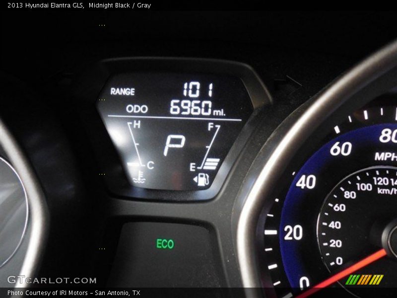 Midnight Black / Gray 2013 Hyundai Elantra GLS