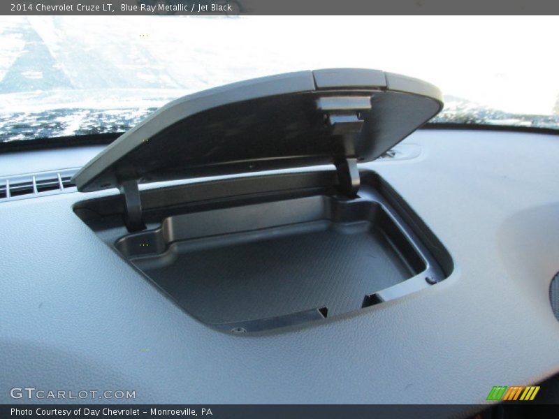 Blue Ray Metallic / Jet Black 2014 Chevrolet Cruze LT