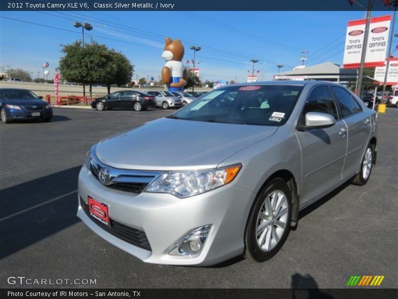 Classic Silver Metallic / Ivory 2012 Toyota Camry XLE V6