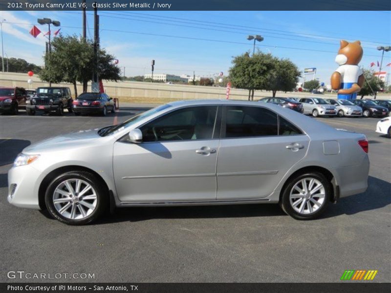Classic Silver Metallic / Ivory 2012 Toyota Camry XLE V6