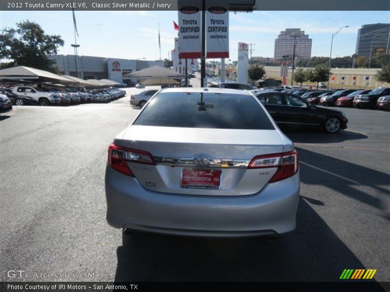 Classic Silver Metallic / Ivory 2012 Toyota Camry XLE V6
