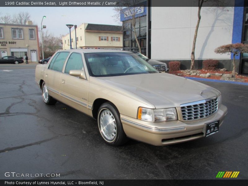 Light Driftwood Metallic / Camel 1998 Cadillac DeVille Sedan