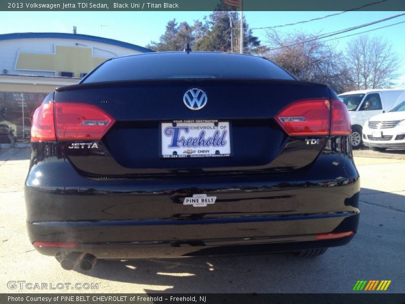 Black Uni / Titan Black 2013 Volkswagen Jetta TDI Sedan