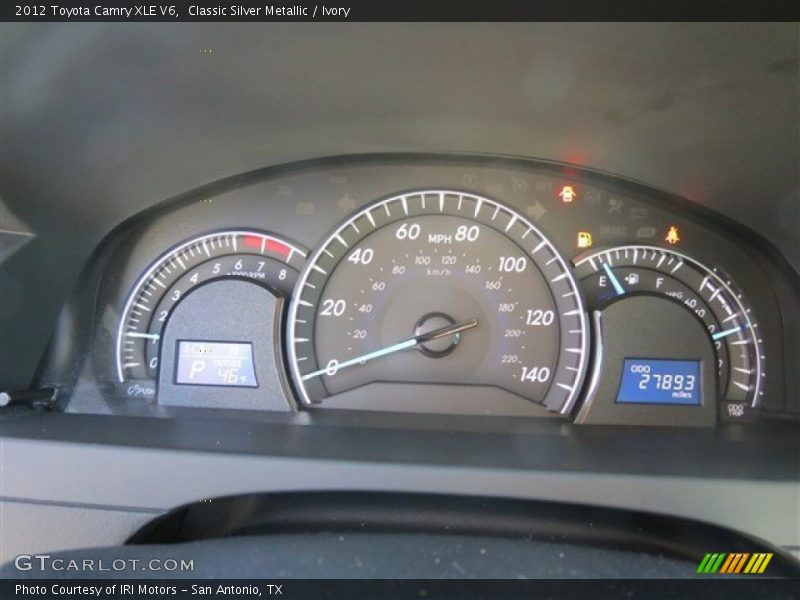 Classic Silver Metallic / Ivory 2012 Toyota Camry XLE V6